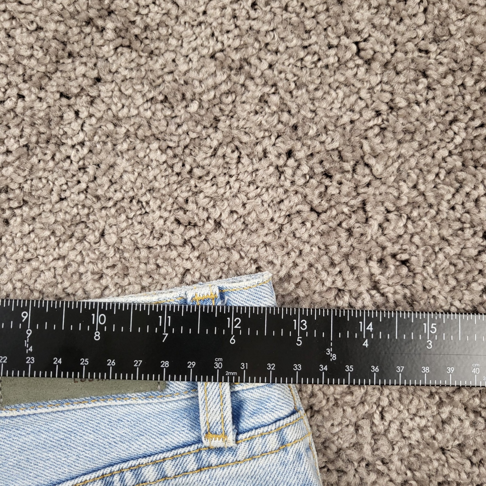 Carmar Denim Colin Star Rhinestone Distressed Mini Skirt Light Wash Size 24 New — image 6 of 8
